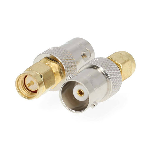 SMA male naar BNC female adapter, verguld, 50 Ohm, rechte koperen connector, ideaal voor antenne-accessoires en professionele toepassingen.