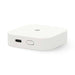 Schuin zijaanzicht van de SmartLife Gateway Zigbee 3.0 met USB-C poort en knop, ontworpen voor slimme automatiseringen.